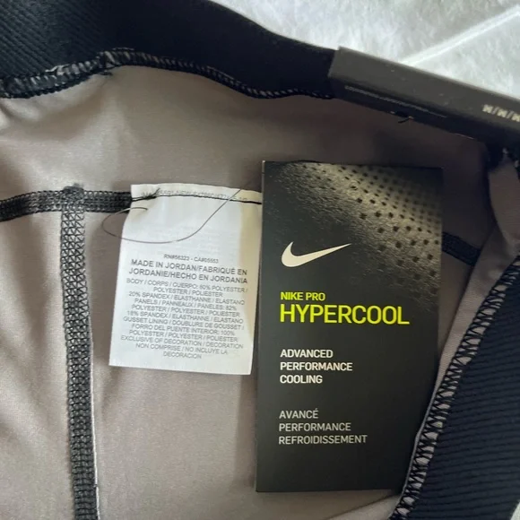 🌺NWT Nike Hypercool tight fit Tights; Gray and Black.. Medium - Picture 6 of 10